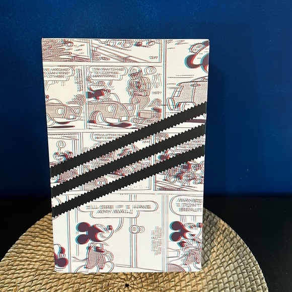 New Rare Adidas Disney X Edition Stan Smith 3D Mickey Mouse Comic Strip Sneakers - Picture 10 of 10